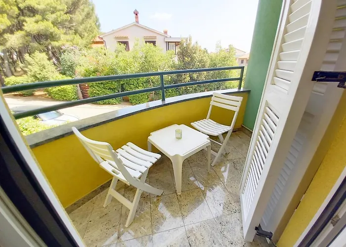 Lungomare Apartman *